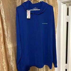 Vineyard, vines performance, large pull over hood men’s